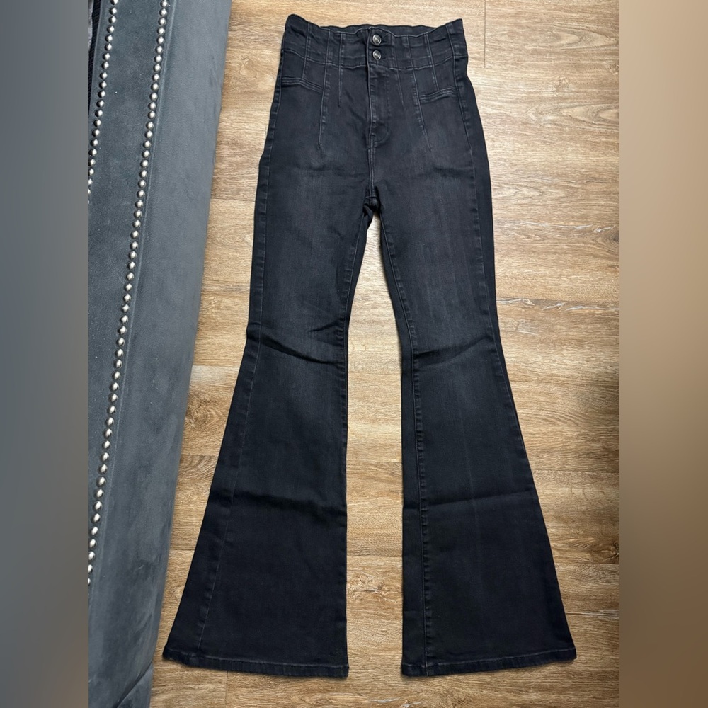 Free People, We The Free Jayde flare jeans size 29